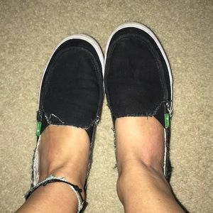 Sanuk slip on shoes